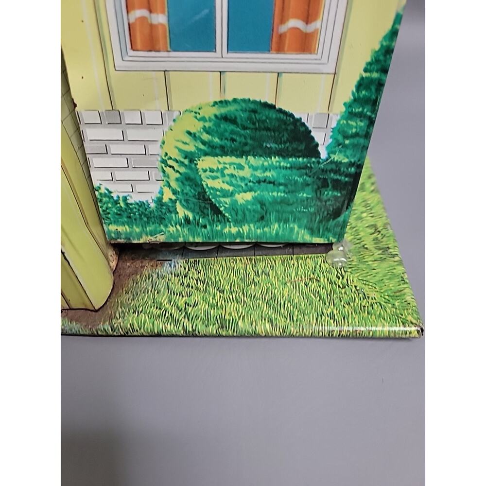 Vintage Tin Litho Ranch Style Metal Dollhouse T Cohn 1950 Furniture Pool READ - Picture 14 of 16